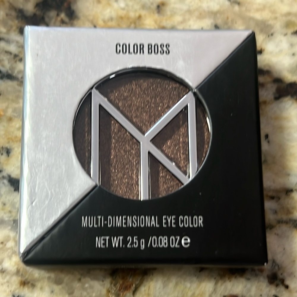🍭🌙Il Makiage News Flash Color Boss Eyeshadow